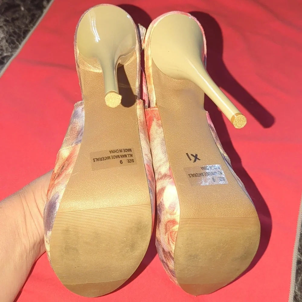 VENUS Floral Pastel Peekaboo Slingback Heels 9